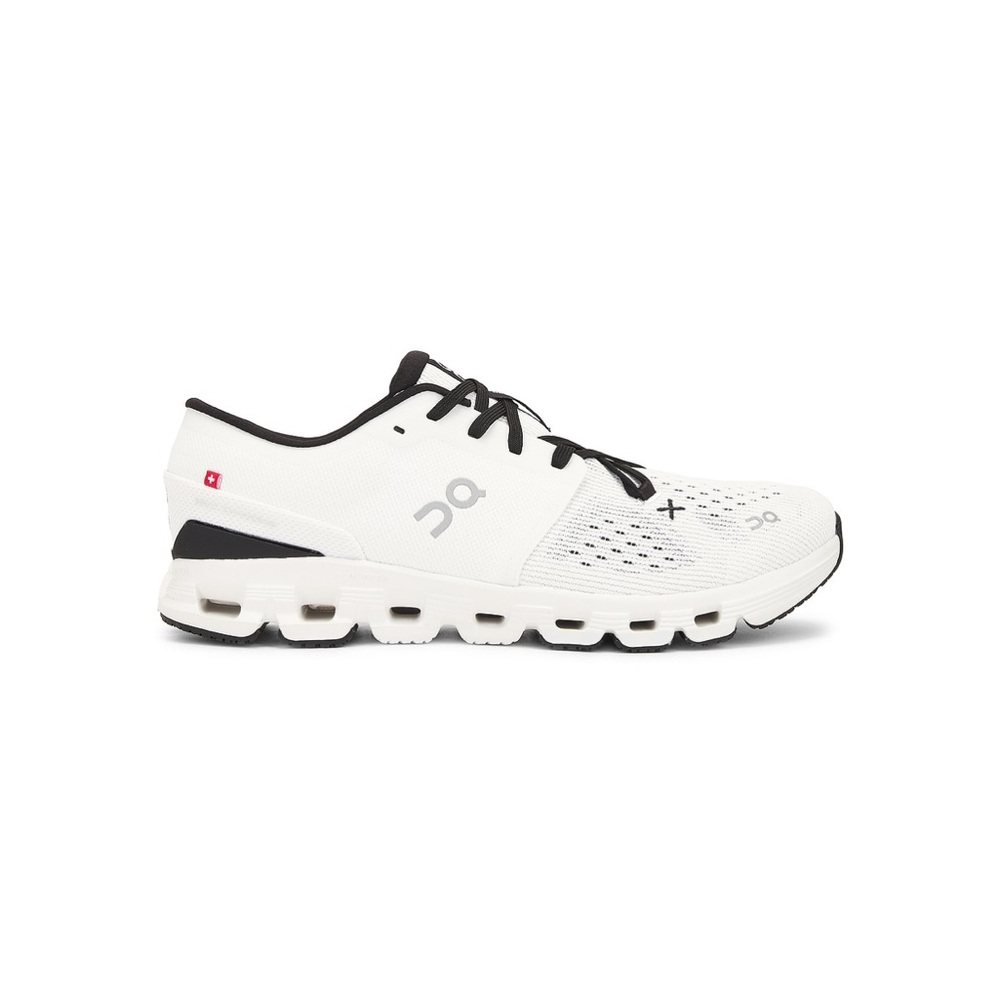 On Cloud X 4 Sneakers